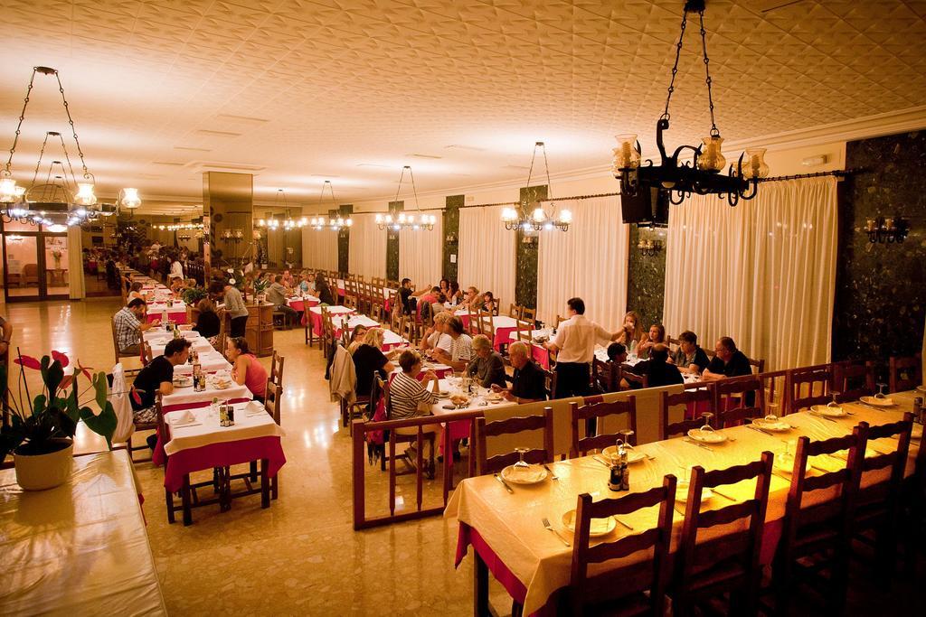 Hotel Beri Llanca Ngoại thất bức ảnh